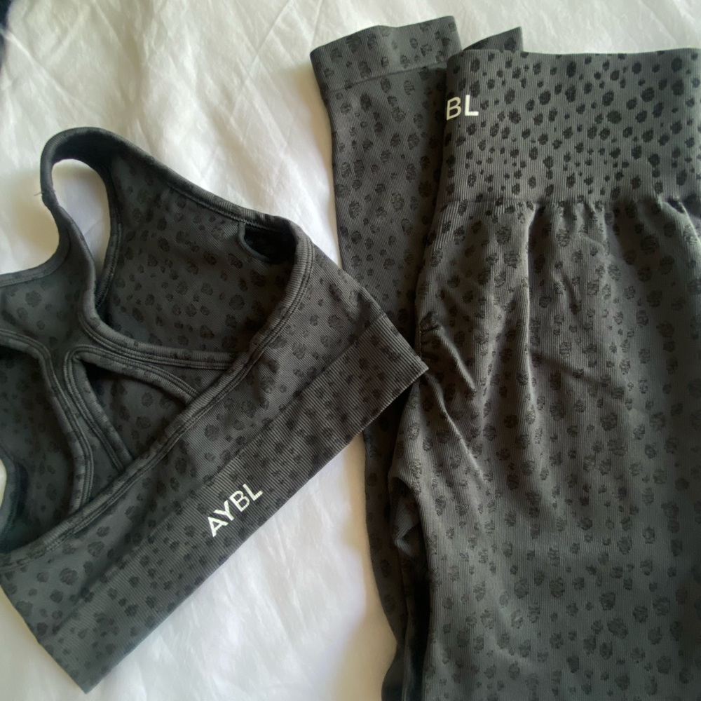 AYBL matching leopard set